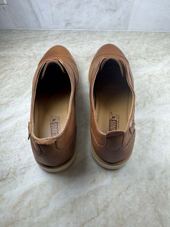 PIKOLINOS Tan Leather Slip-On Loafers size 40 women’s size 9 Pikolinos Womens EU 37 Tan Brown Leather Slip On Loafers US  main image 2